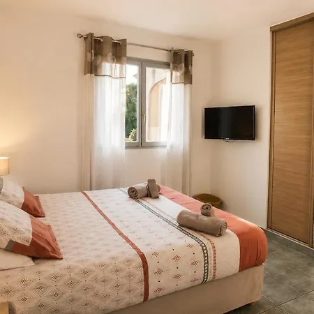 Holiday home Family With Private Pool Porto-Vecchio (Corsica)